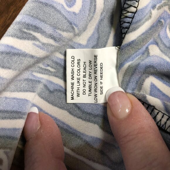 Notations Top Womens Size Medium Blue White Zebra Print Stretchy V-Neck Blouse - Picture 7 of 8